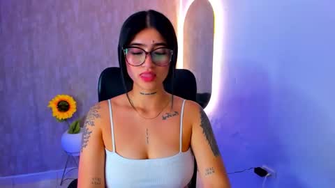 Snapshot of luanabonasx chatting on September 11, 12:05 pm Luana online show from September 11, 12:05 pm