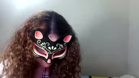 Snapshot of luanapowerful chatting on January 17, 12:20 am luanapowerful online show from January 17, 12:20 am