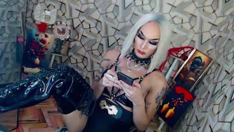 Snapshot of lubottarrah chatting on March 2, 9:32 pm DEMONYETA LA TARRAH online show from March 2, 9:32 pm