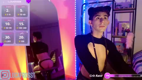 Snapshot of luca_frost chatting on November 7, 10:26 am Luca online show from November 7, 10:26 am