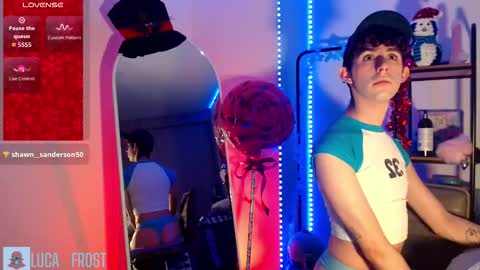 Snapshot of luca_frost chatting on December 16, 2:55 pm Luca online show from December 16, 2:55 pm