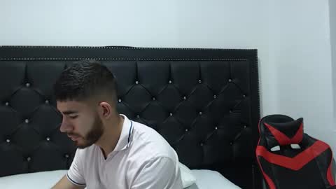 Snapshot of luca_pembroke chatting on December 16, 6:18 am LucaPembroke online show from December 16, 6:18 am