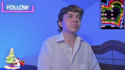 Snapshot of lucaas_king chatting on December 10, 1:54 am Lukas online show from December 10, 1:54 am