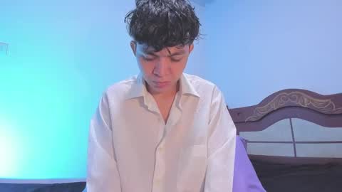 Snapshot of lucaas_king chatting on March 7, 1:07 pm Lukas online show from March 7, 1:07 pm