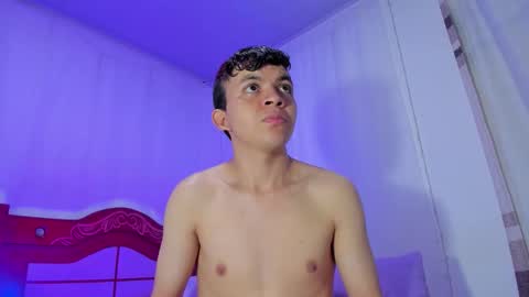 Snapshot of lucaas_king chatting on November 18, 8:41 am Lukas online show from November 18, 8:41 am