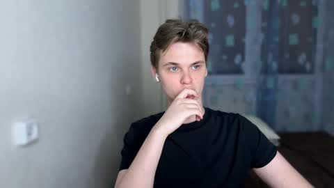 Lucas Gill online show from December 10, 12:27 pm