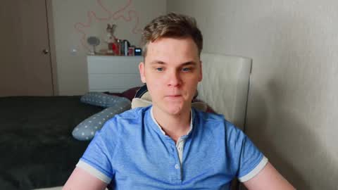 Lucas Gill online show from November 26, 2:23 am