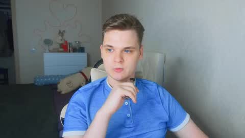 Lucas Gill online show from November 29, 3:15 pm