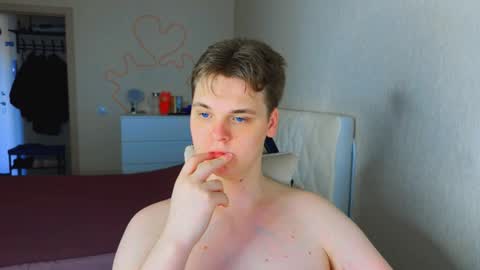 Lucas Gill online show from March 14, 4:51 am