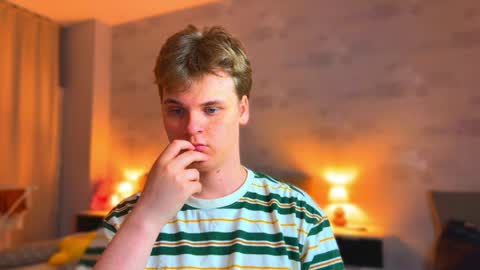 Lucas Gill online show from April 21, 5:28 pm