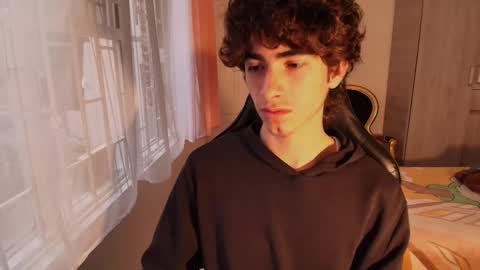 lucas_xo online show from October 10, 9:47 pm