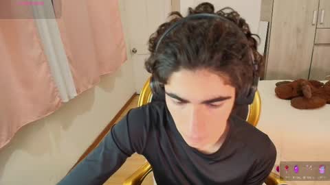 lucas_xo online show from November 12, 12:44 am