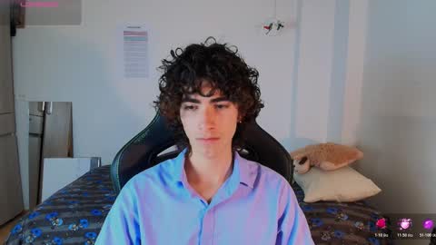 lucas_xo online show from February 12, 5:13 am