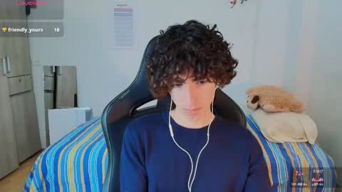 lucas_xo online show from February 21, 1:17 am