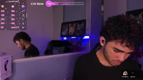 lucascarterr online show from December 2, 4:40 am