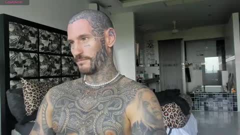 Snapshot of lucasexclusive chatting on December 8, 8:41 am lucasexclusive online show from December 8, 8:41 am