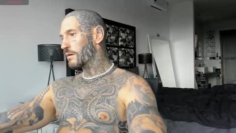 Snapshot of lucasexclusive chatting on December 20, 7:44 am lucasexclusive online show from December 20, 7:44 am