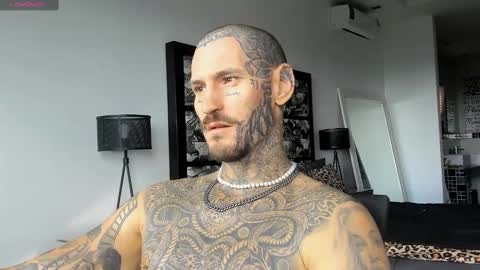 Snapshot of lucasexclusive chatting on December 21, 4:41 am lucasexclusive online show from December 21, 4:41 am