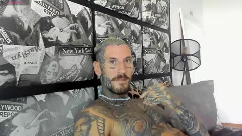 Snapshot of lucasexclusive chatting on February 5, 7:39 am lucasexclusive online show from February 5, 7:39 am