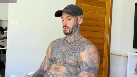 Snapshot of lucasexclusive chatting on September 22, 5:42 am lucasexclusive online show from September 22, 5:42 am