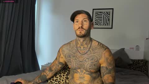 lucasexclusive online show from January 10, 4:58 am