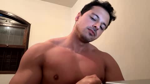 lucasfit24 online show from January 15, 11:43 am