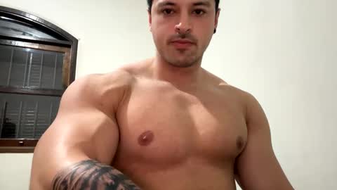 lucasfit24 online show from January 18, 6:10 pm