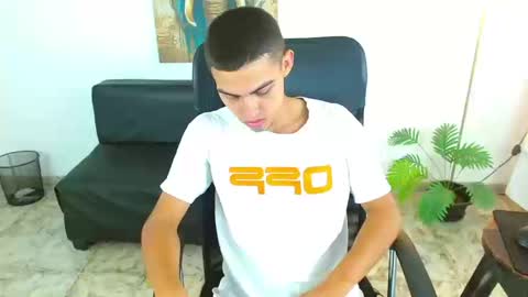 Lucas online show from March 19, 8:57 pm