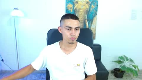 Lucas online show from April 7, 8:42 pm