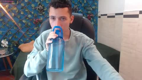 LucassSmith11 online show from January 6, 12:20 pm