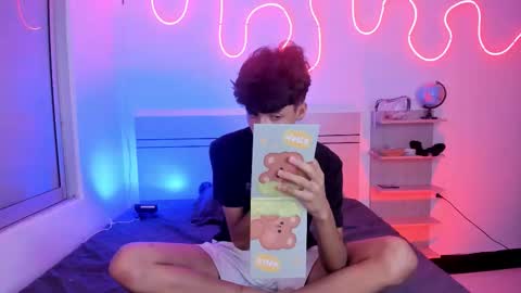 Luccas Ferreira online show from November 1, 7:16 pm