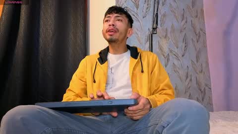 lucho online show from April 14, 12:00 pm