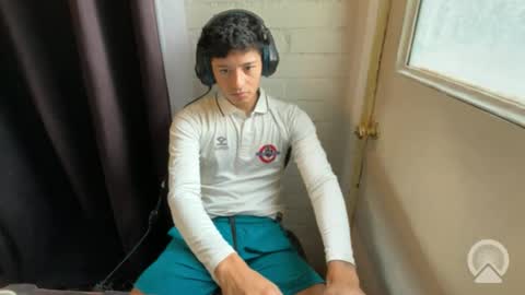 Snapshot of luchosaando chatting on December 17, 12:44 pm Felipe online show from December 17, 12:44 pm