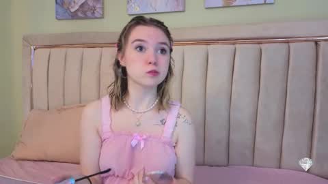 lucia_copper online show from October 29, 12:07 pm