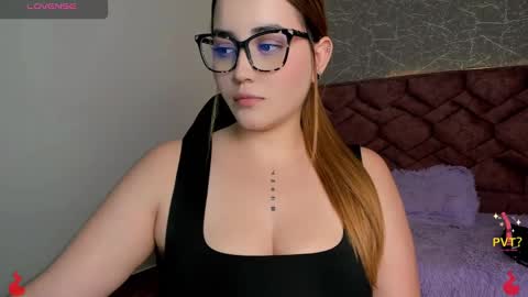 lucia star  online show from February 1, 10:13 pm