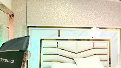 luciana_agudelo online show from November 30, 7:07 pm