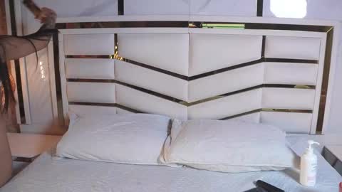 luciana_agudelo online show from March 15, 7:20 pm