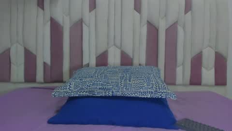 Snapshot of luciana_jam_ chatting on January 24, 3:22 am instagram luciana417 online show from January 24, 3:22 am