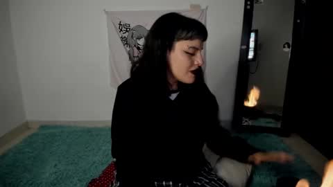Snapshot of luciferrx666 chatting on December 3, 9:11 am camila online show from December 3, 9:11 am