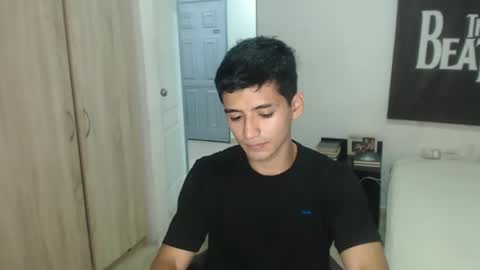 Snapshot of lucifferr_ chatting on February 11, 2:14 am leonel online show from February 11, 2:14 am