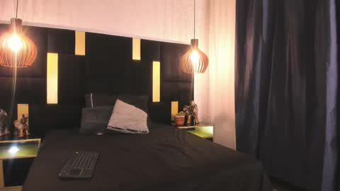 Snapshot of lucio__fox chatting on February 7, 11:36 am Lucio online show from February 7, 11:36 am