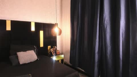 Snapshot of lucio__fox chatting on February 21, 11:33 am Lucio online show from February 21, 11:33 am