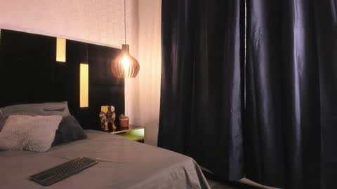 Snapshot of lucio__fox chatting on February 24, 11:41 am Lucio online show from February 24, 11:41 am