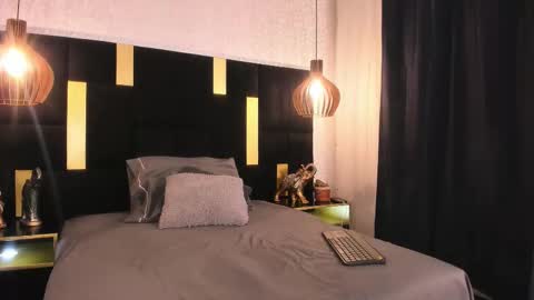 Snapshot of lucio__fox chatting on February 25, 11:53 am Lucio online show from February 25, 11:53 am