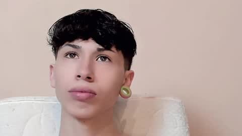 Noor online show from March 3, 6:22 pm