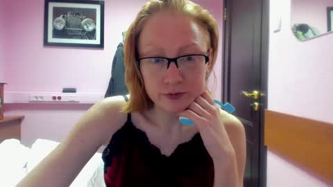 lucky_licky20 online show from February 26, 6:04 am