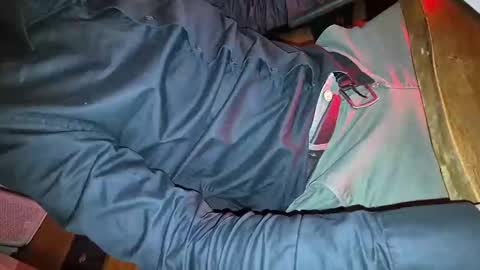 Snapshot of luckybong chatting on January 13, 5:02 pm luckybong online show from January 13, 5:02 pm