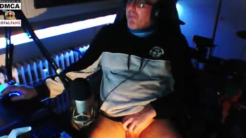        call me  Stefan online show from January 17, 3:12 am