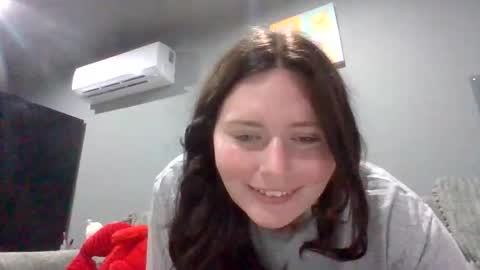 Snapshot of luckygirl96 chatting on October 16, 12:33 am luckygirl96 online show from October 16, 12:33 am