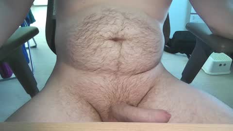 Snapshot of luckyluuk69 chatting on January 3, 9:36 am Luuk online show from January 3, 9:36 am